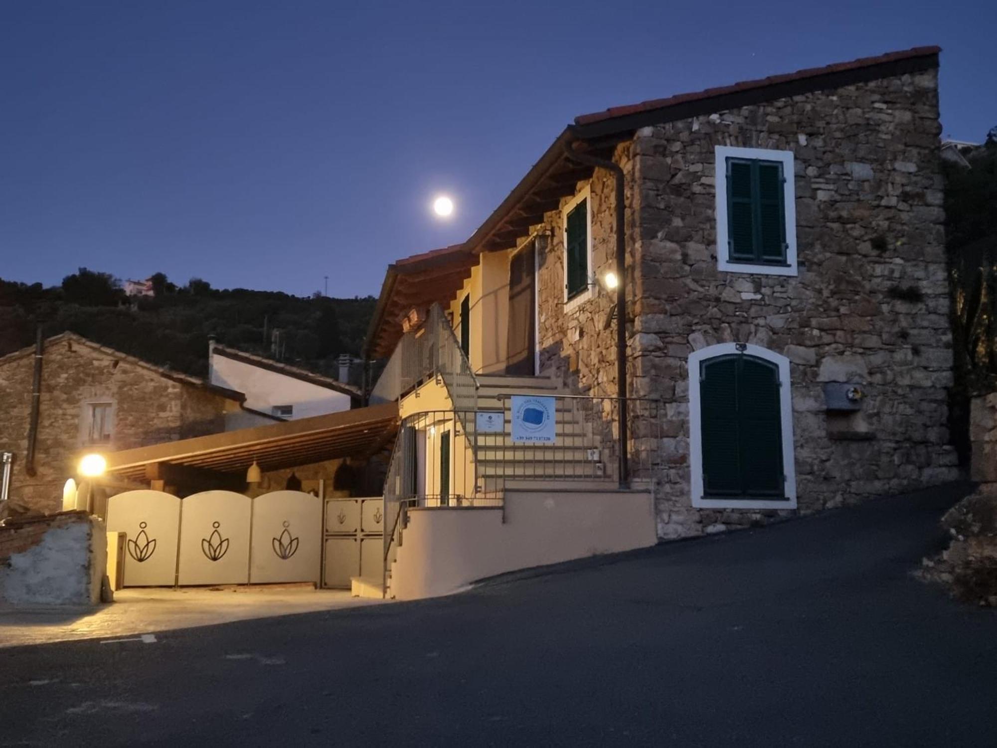 Il Nido Del Viaggiatore Vallebona 외부 사진
